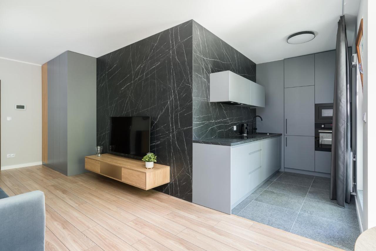 Bookowska Apartments Познан Екстериор снимка