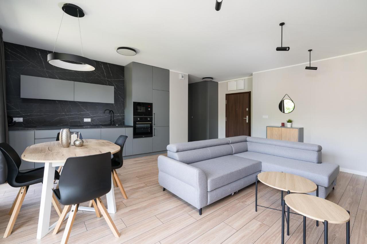 Bookowska Apartments Познан Екстериор снимка
